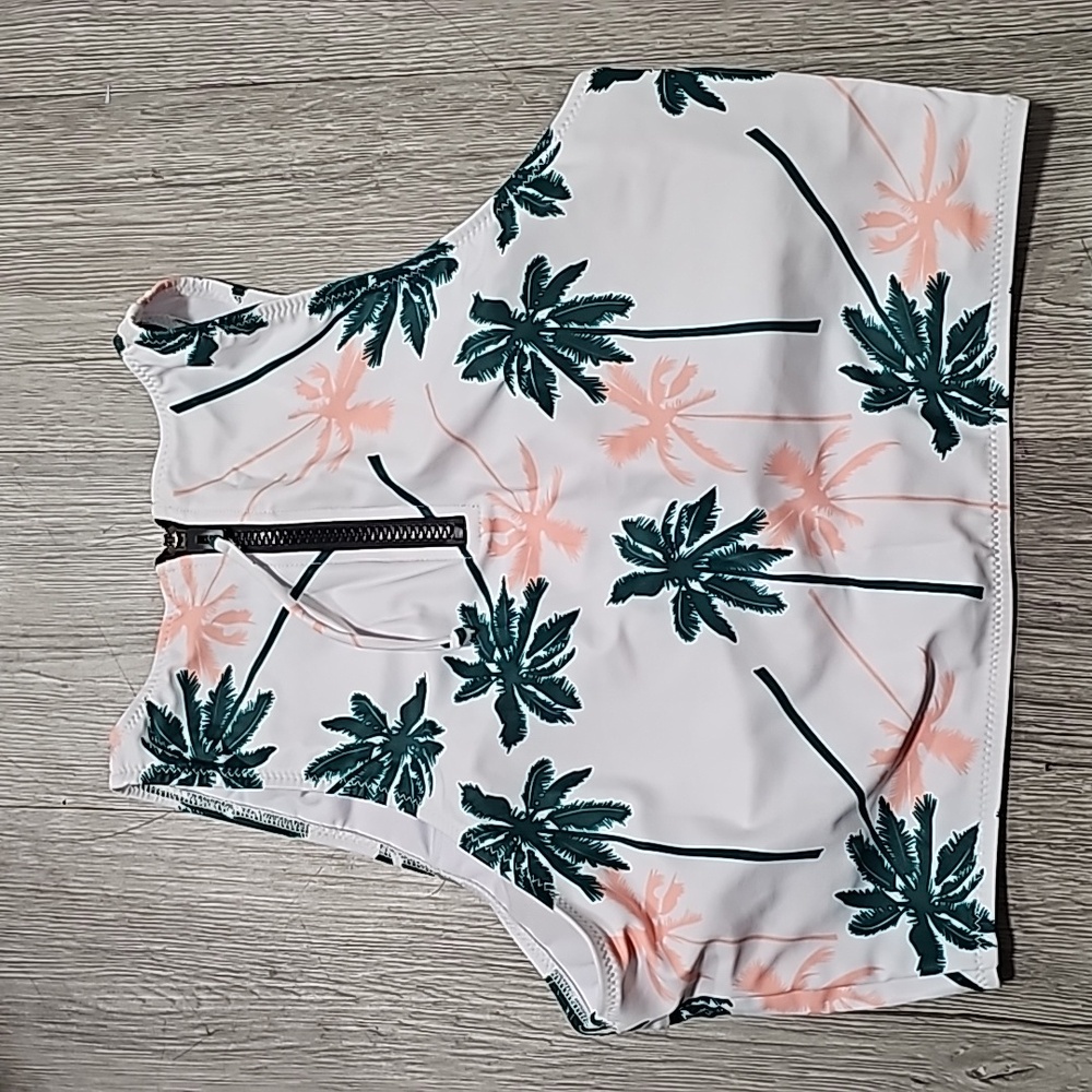 2-Piece Palm Tree/Green  Swimsuit Medium - Picture 4 of 10